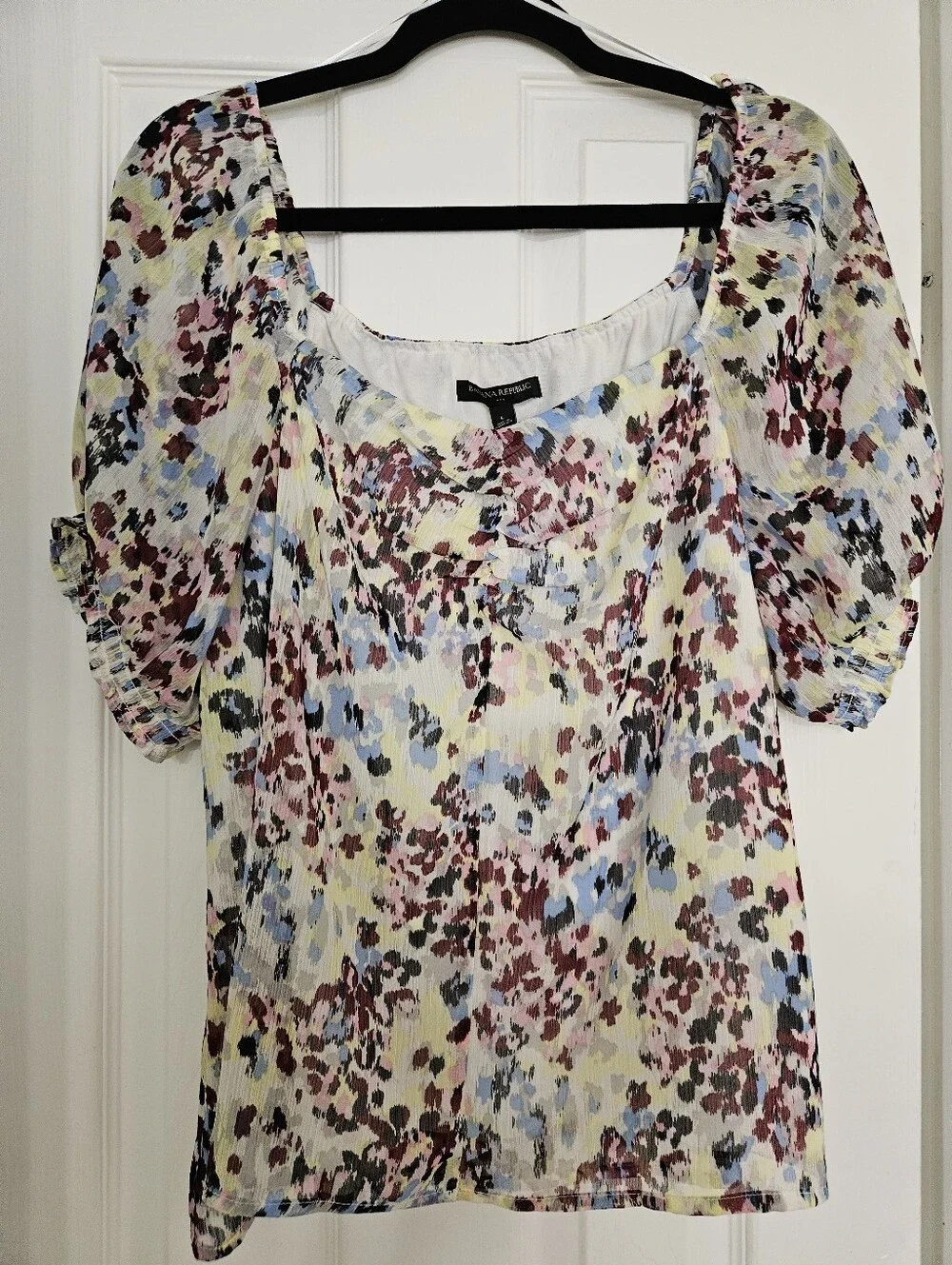 Banana Republic Floral Puff Sleeve Blouse